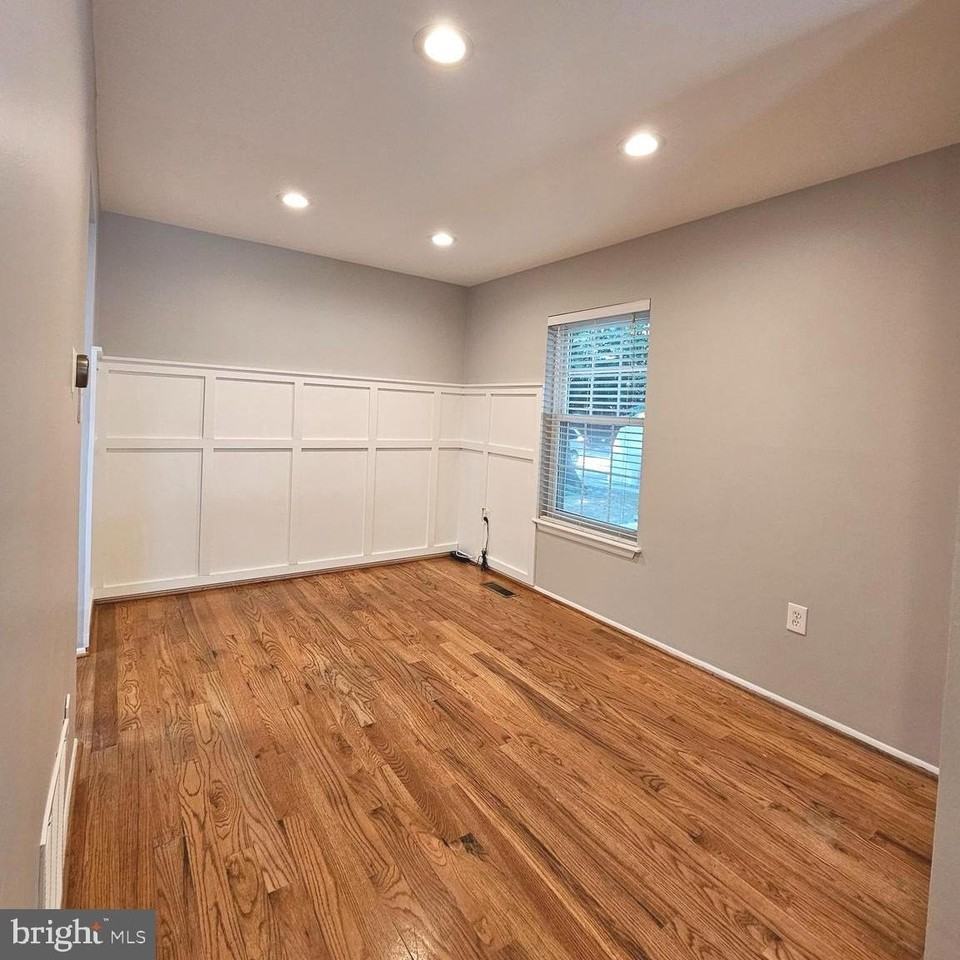 6430 Shannon Station Ct - Photo 5 of 37