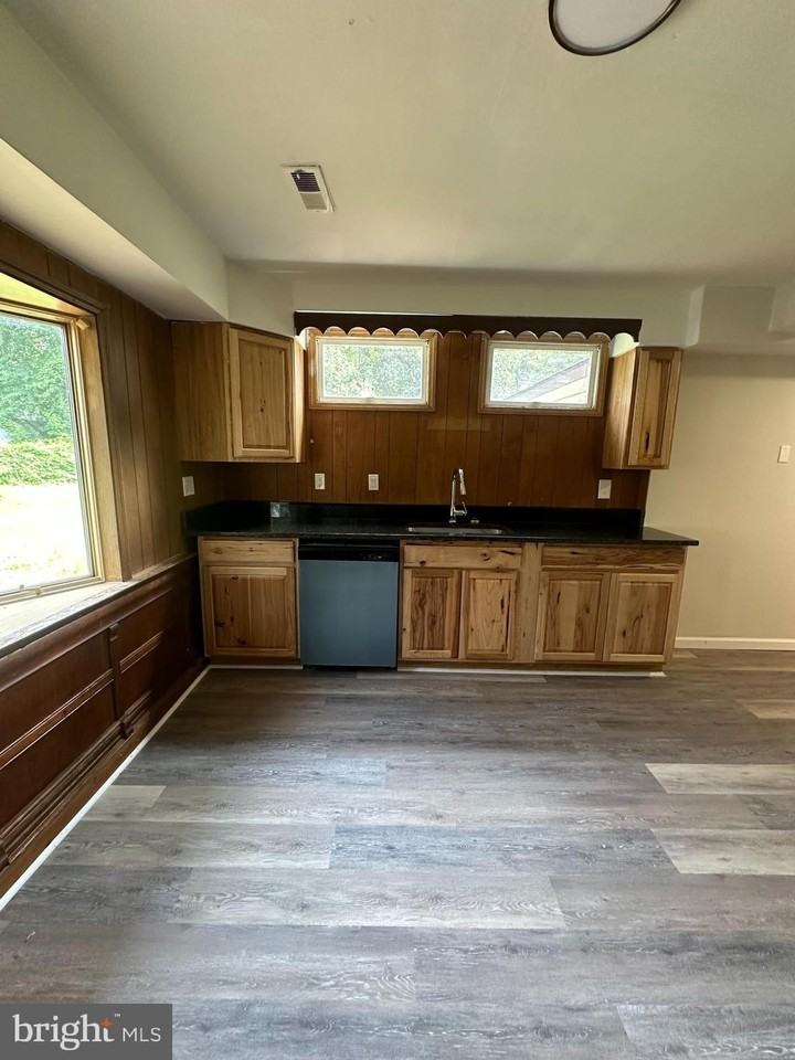 80 Westmoreland Dr - Photo 5 of 14
