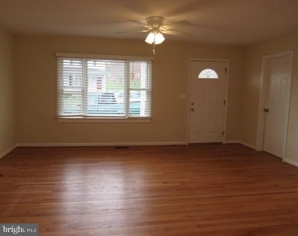 252 Polk St - Photo 5 of 12