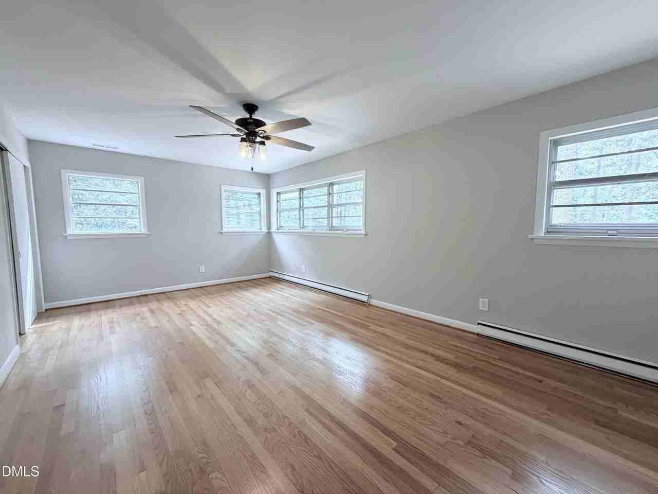 405 N Main St - Photo 7 of 20