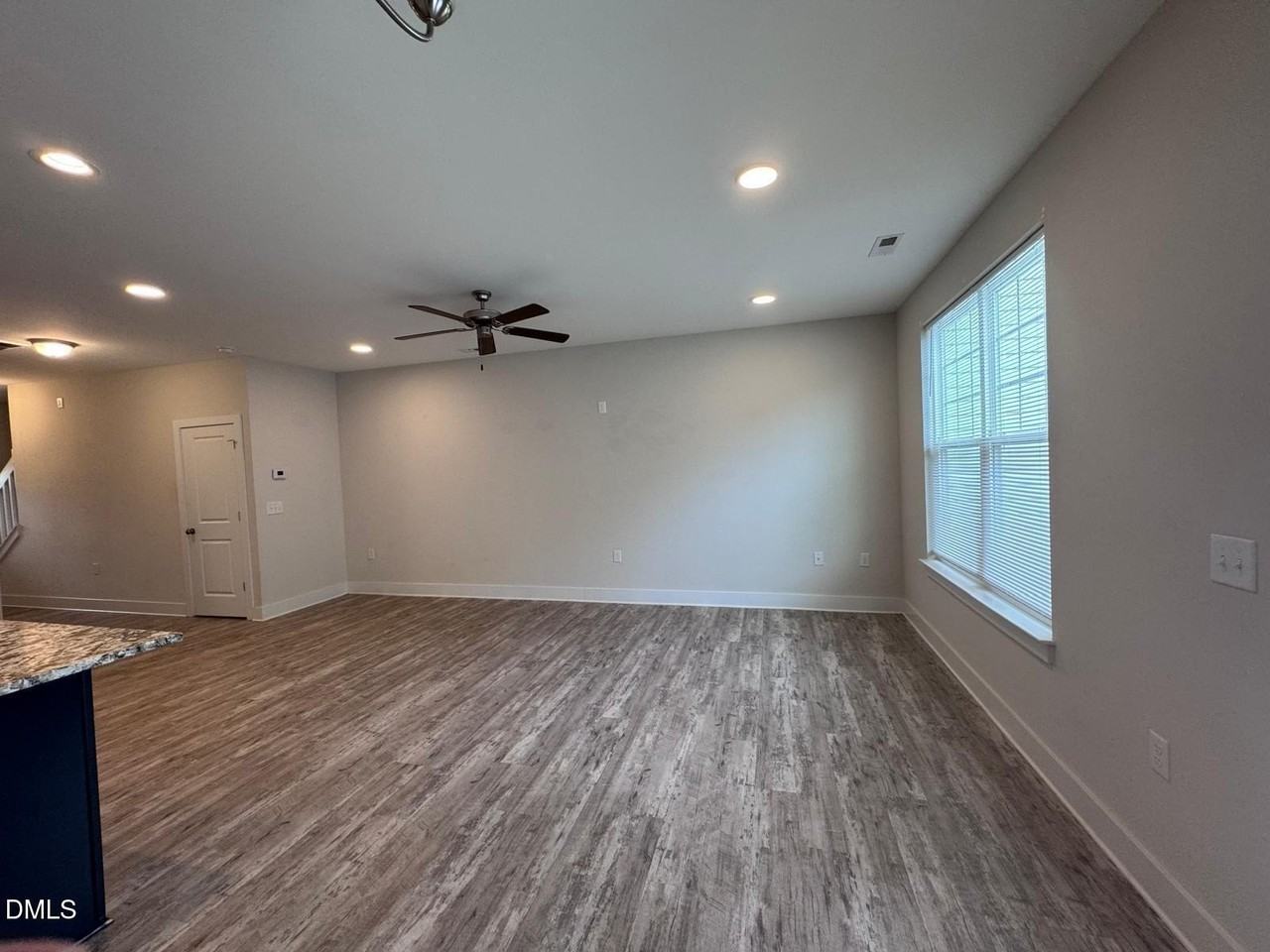 917 Hillman Ln - Photo 5 of 26