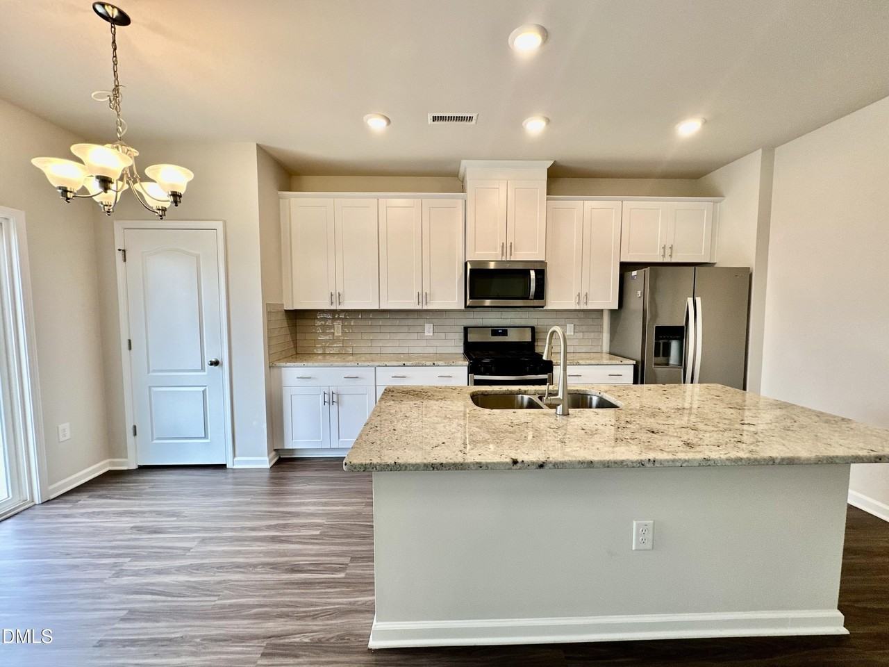 104 Sweet Olive St - Photo 2 of 14