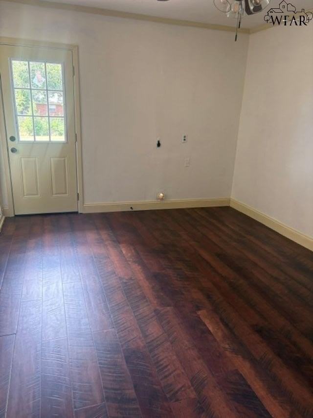 2720 Byrne Pl - Photo 5 of 10