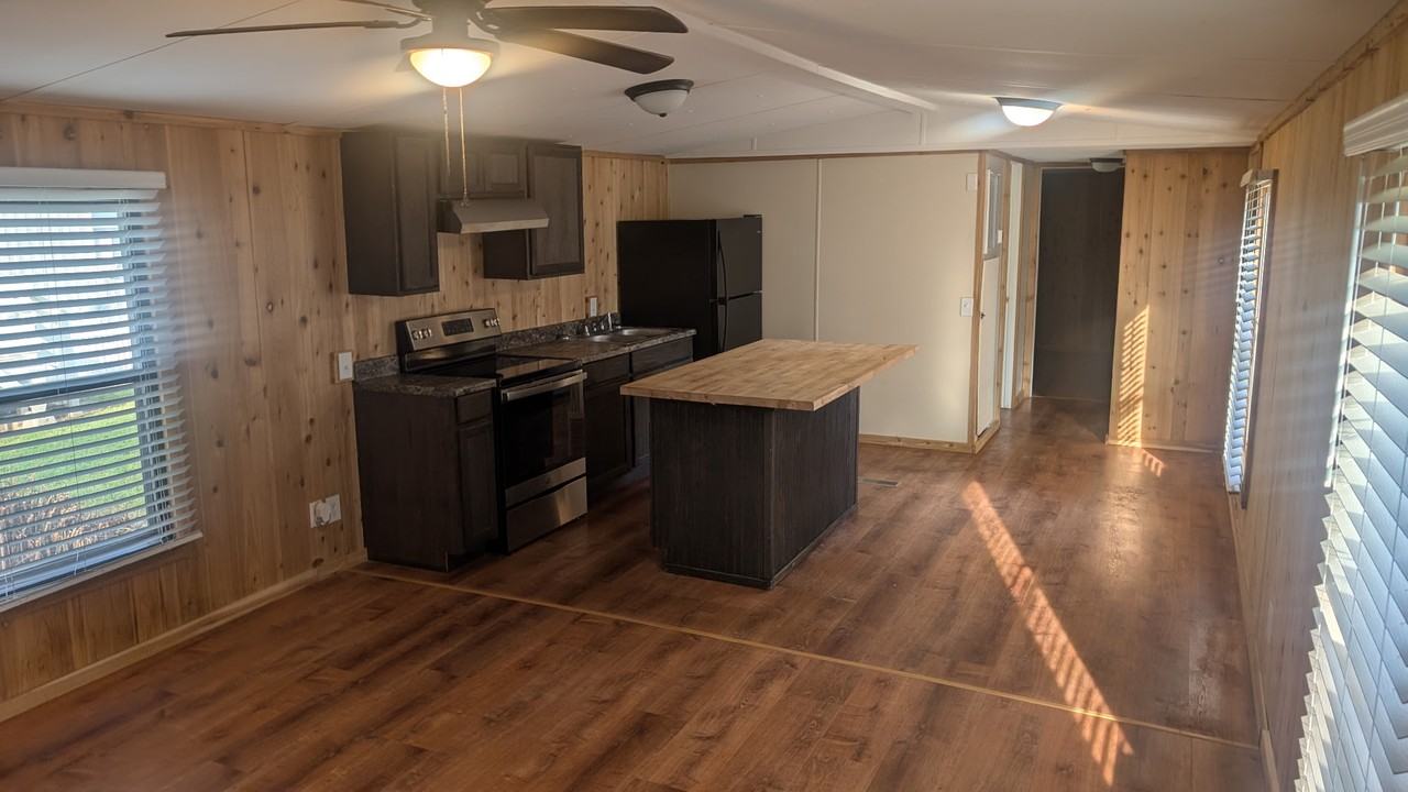 352 Hidden Valley Road - Photo 2 of 8