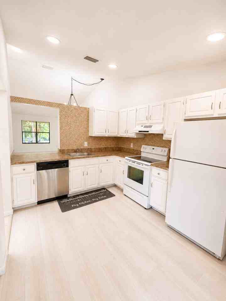 12969 Pennypacker Trl - Photo 5 of 20