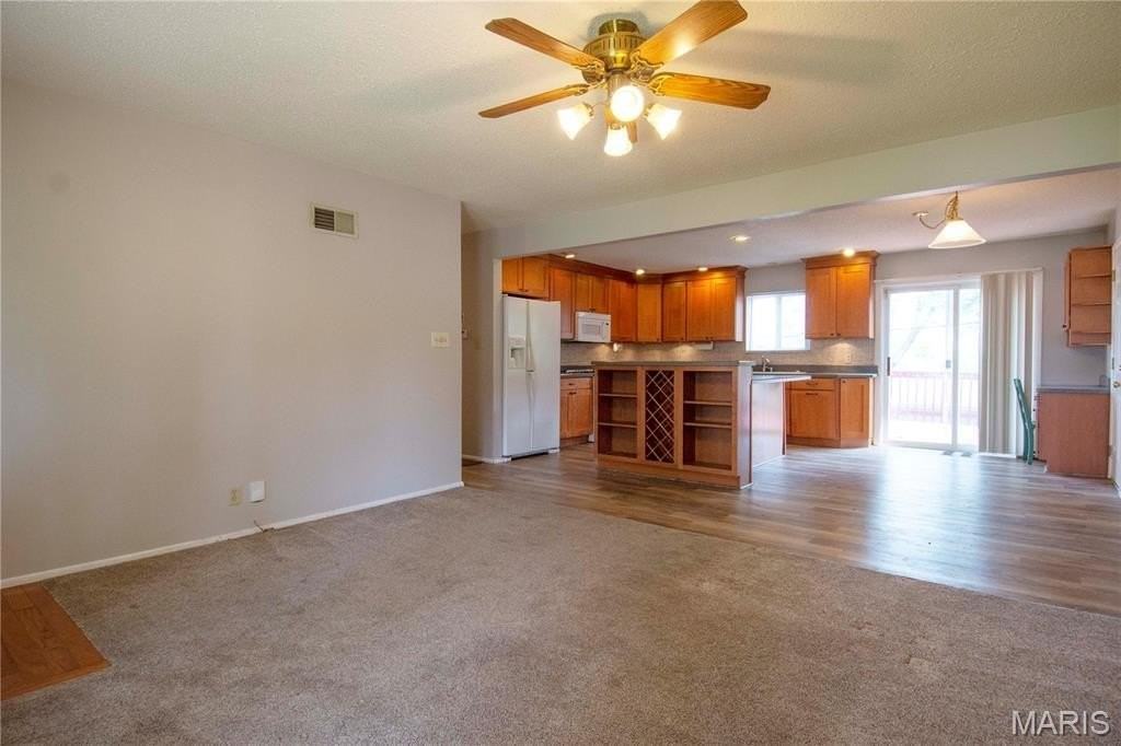 4001 High Aire Dr - Photo 4 of 19