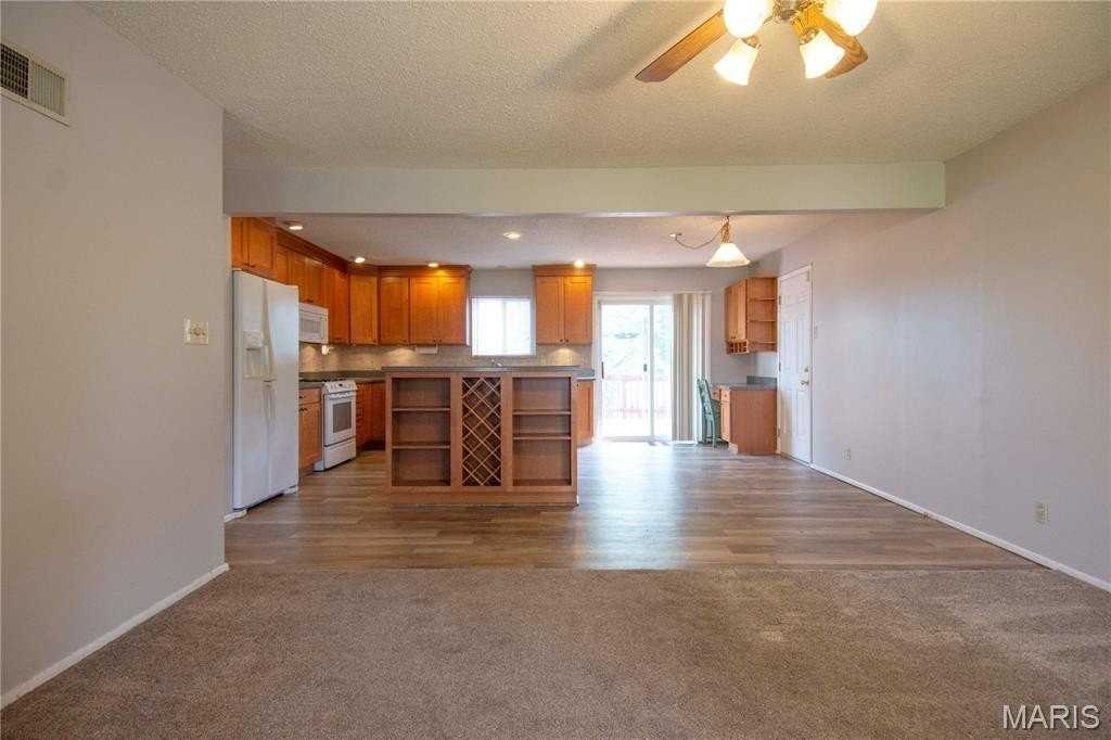 4001 High Aire Dr - Photo 5 of 19