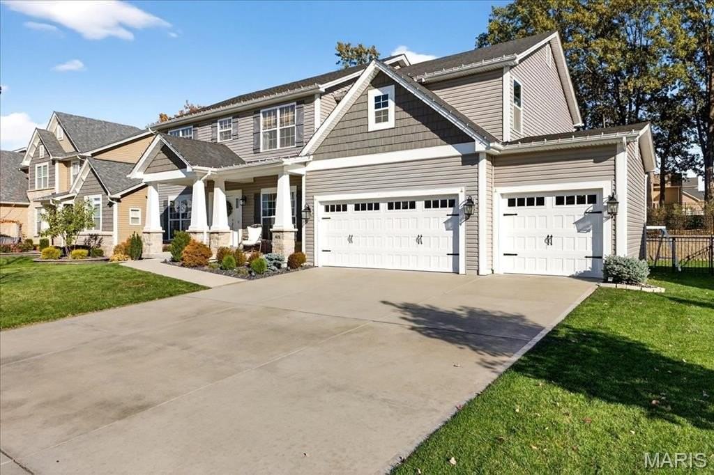415 Filipp Ln - Photo 4 of 50