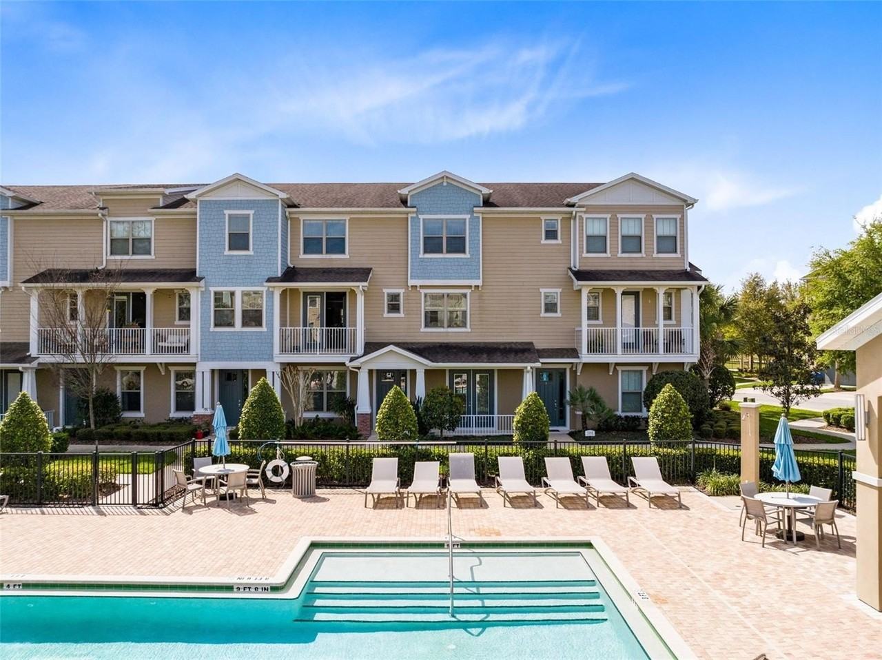 586 Piazza Pt
