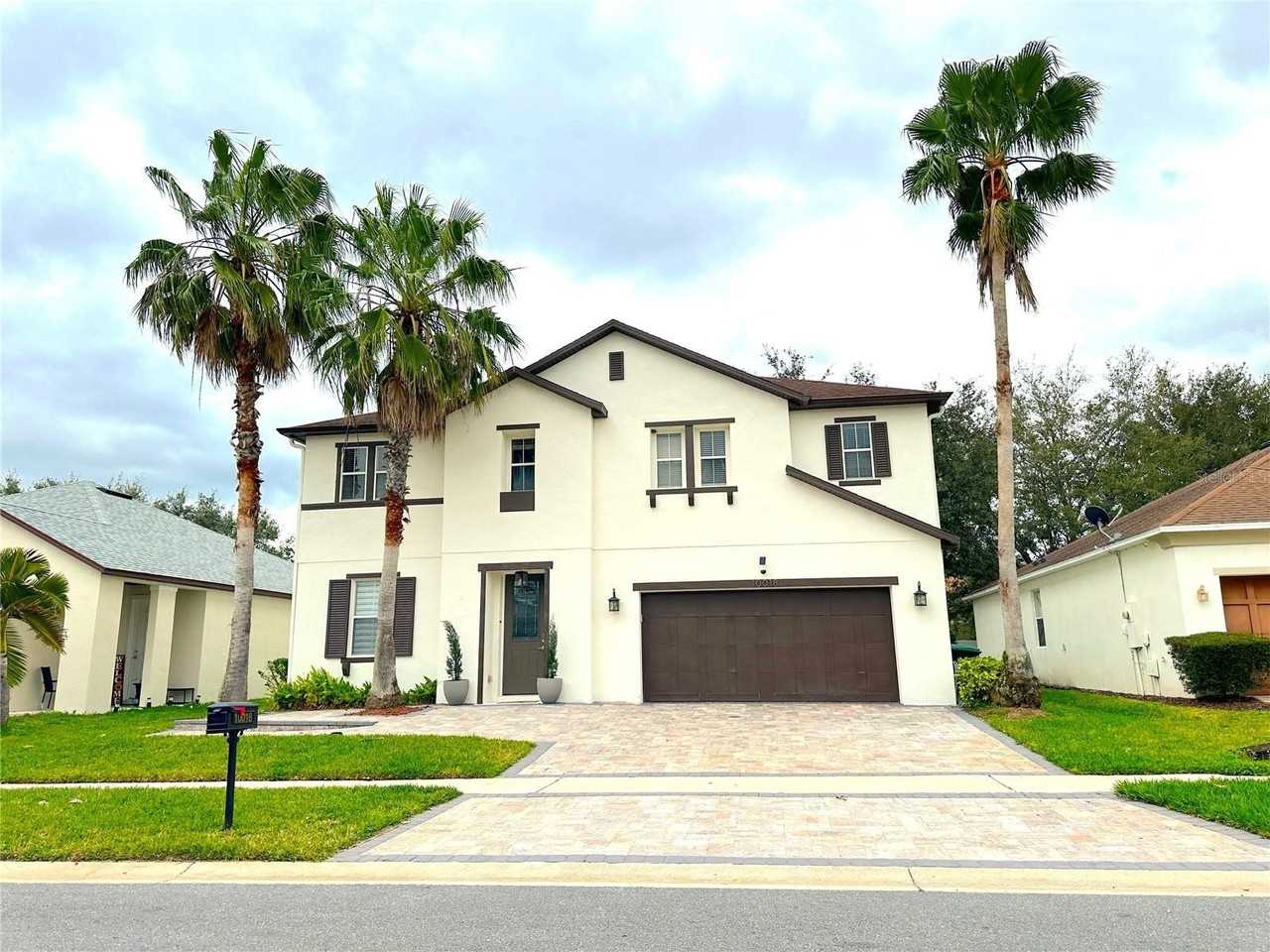 10018 Chorlton Cir
