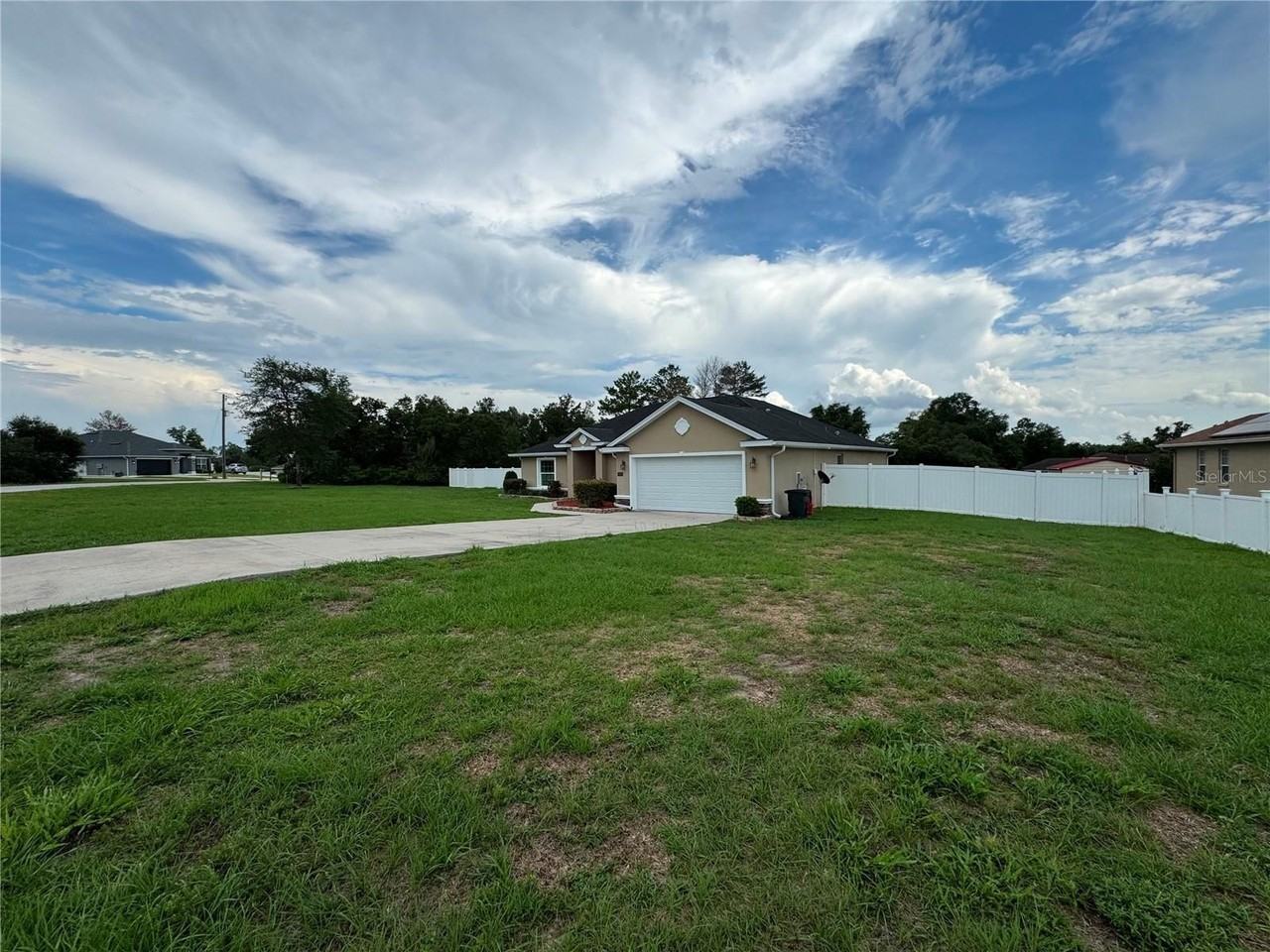 9938 Sw 39th Ter - Photo 2 of 24