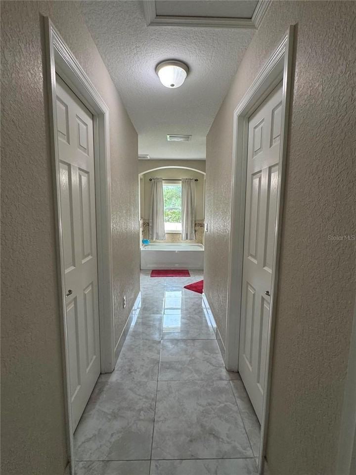 9938 Sw 39th Ter - Photo 7 of 24