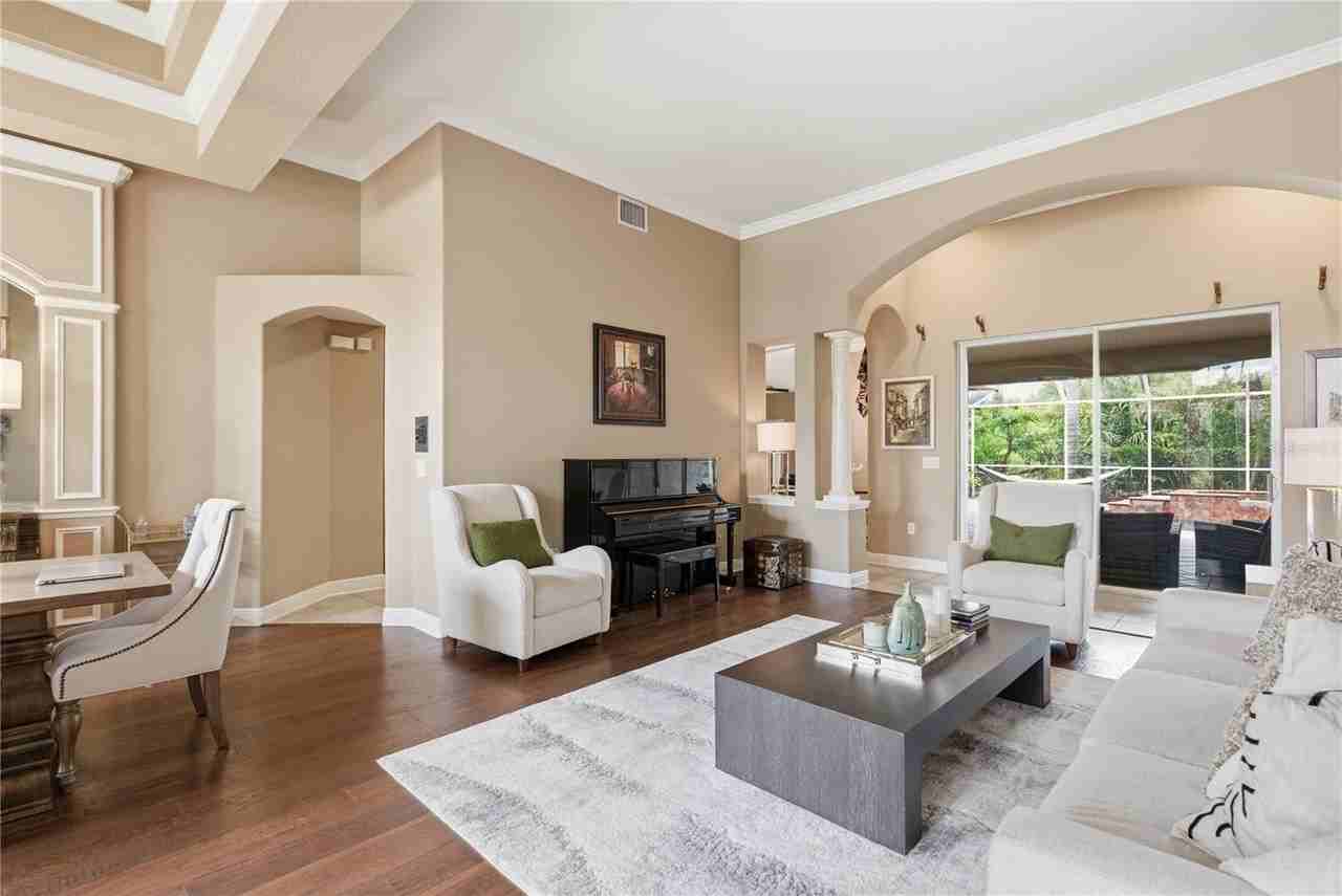 10266 Estuary Dr - Photo 7 of 31