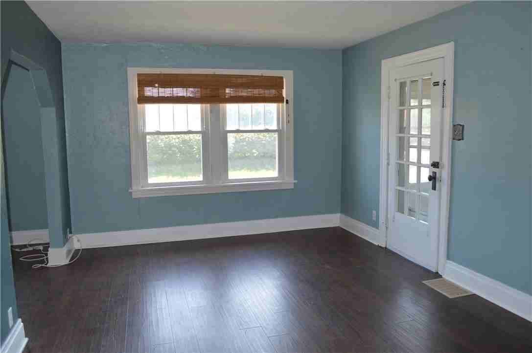 2752 Springmont Ave - Photo 7 of 23