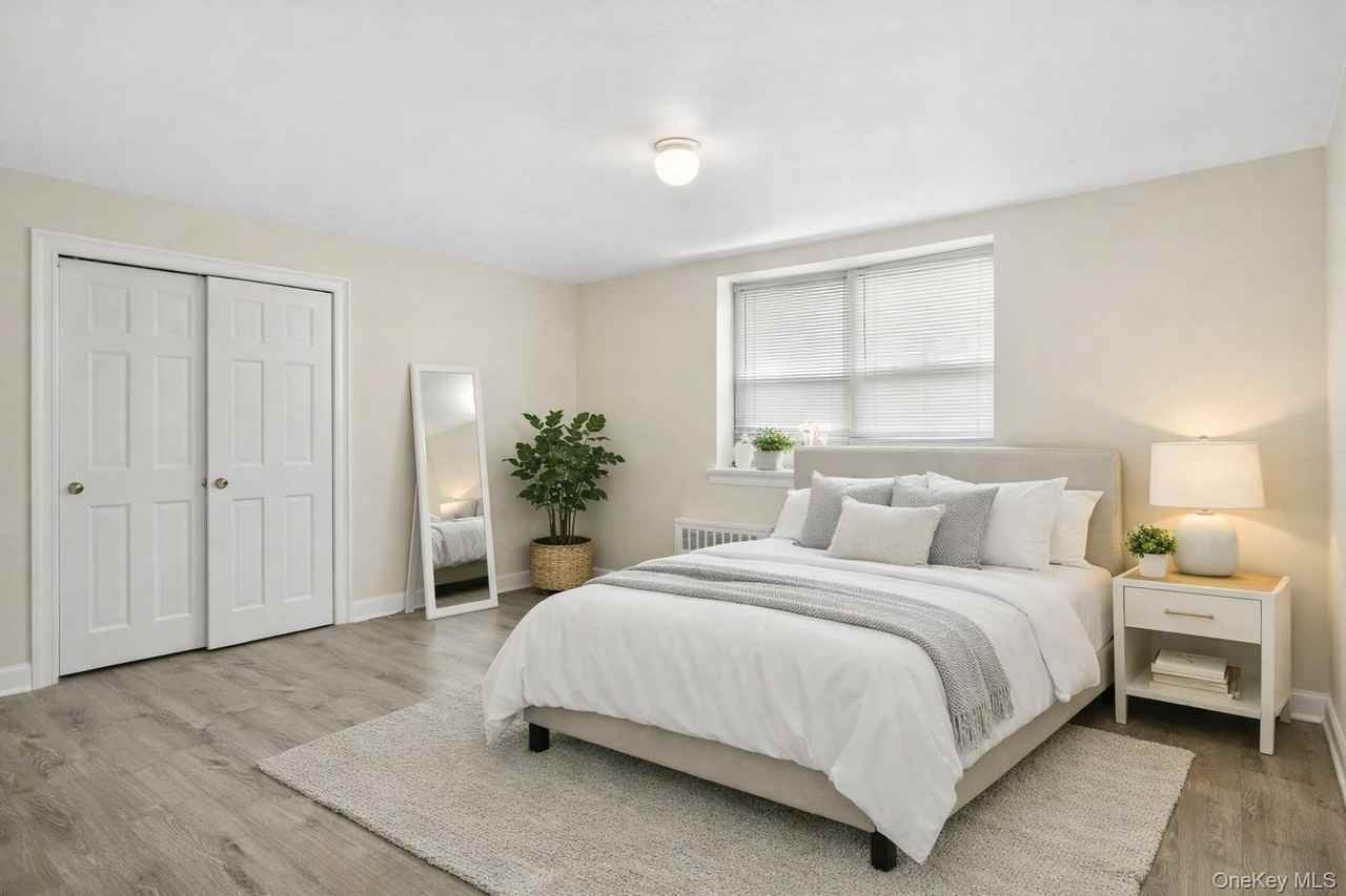 79 N Broadway - Photo 7 of 14