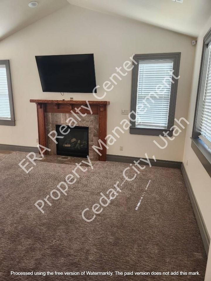 2352 W Portal Hill Rd #9 - Photo 3 of 21