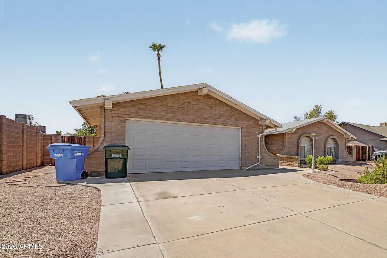 14612 N 49th Way - Photo 4 of 35