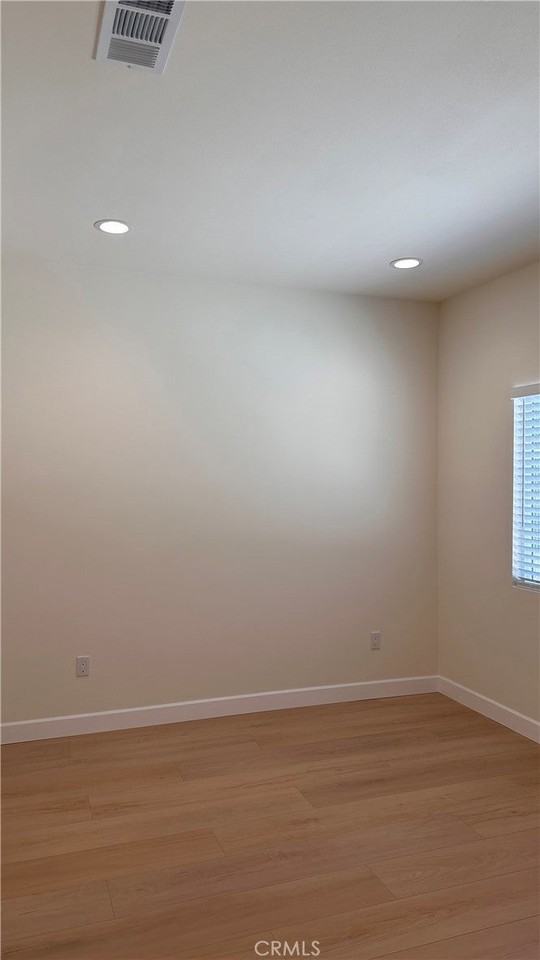 3829 Esmeralda Ave - Photo 5 of 12