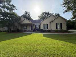 featured image of 3687 Arbor Run Dr