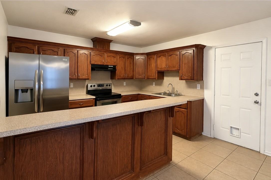307 Reid Dr #1 - Photo 4 of 12
