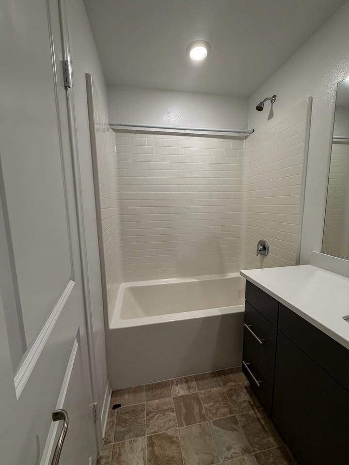 15119 Horizon St #1 - Photo 4 of 22