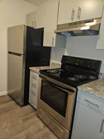 featured image of 2 Weaver St