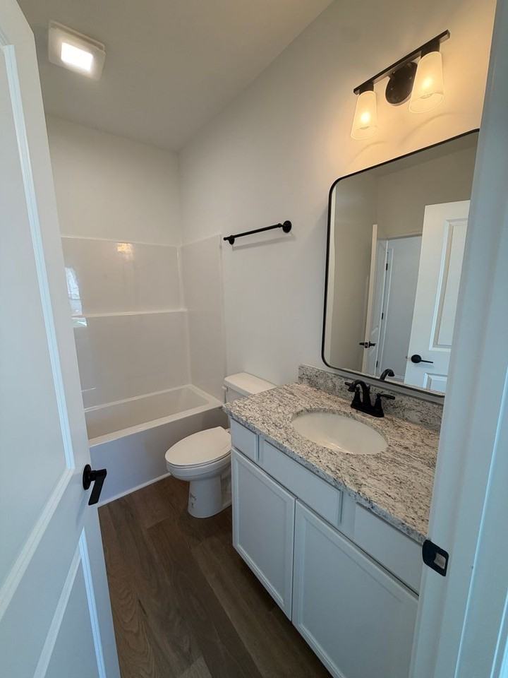 8760 James Creek Dr - Photo 5 of 21