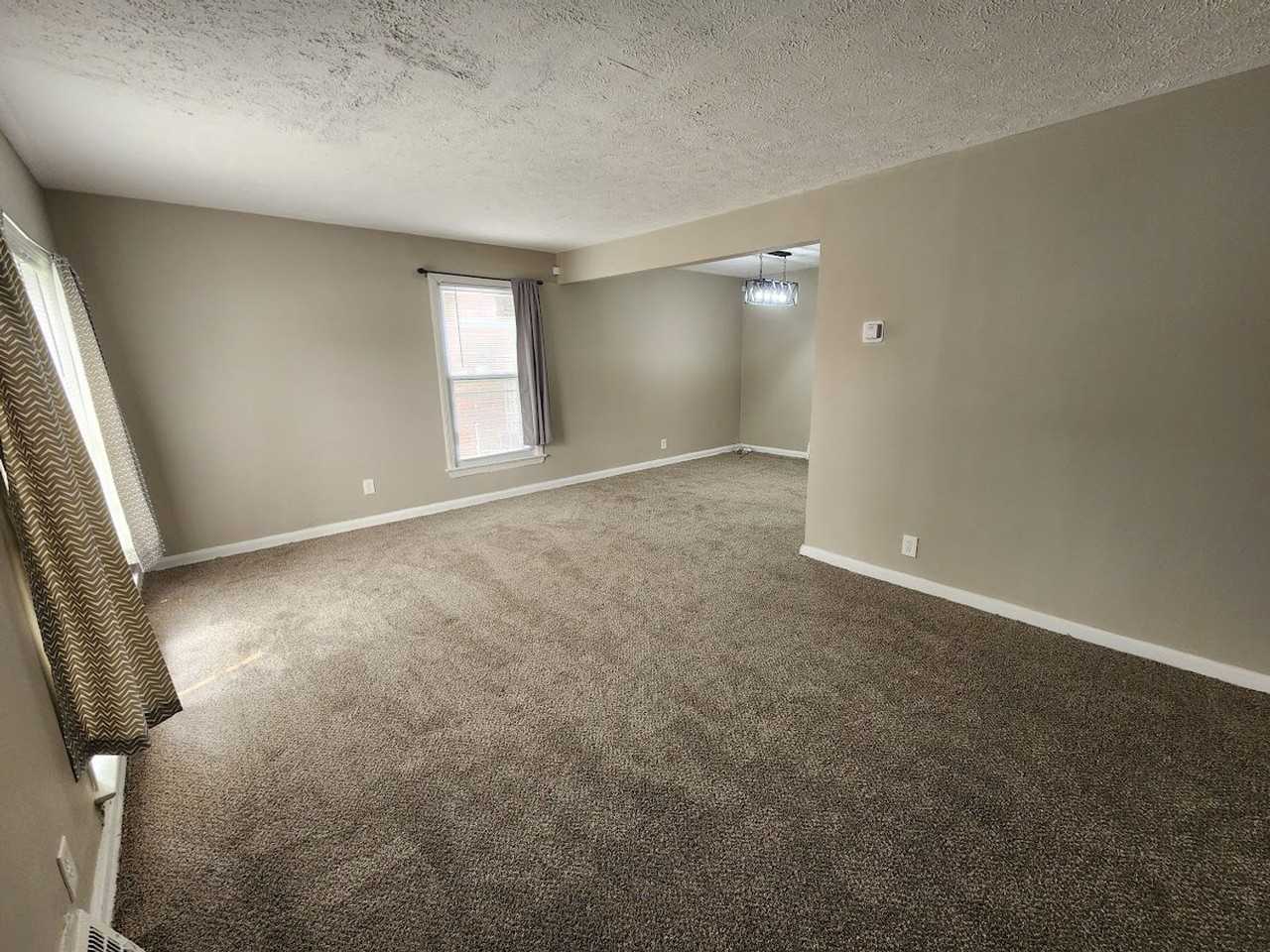 16401 Judson Dr - Photo 5 of 9