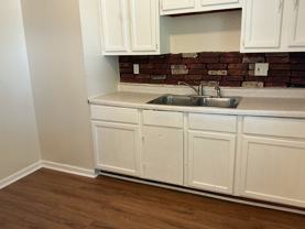 7866 W Palmetto Ave - Photo 1 of 1