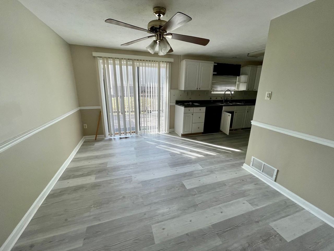 308 Ridge Point Cir - Photo 6 of 36
