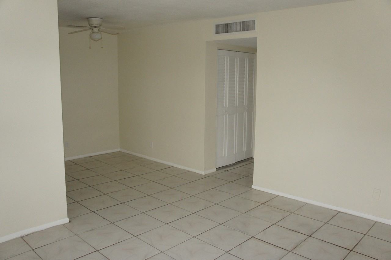 4760 Nw 24th Ct - Photo 3 of 6