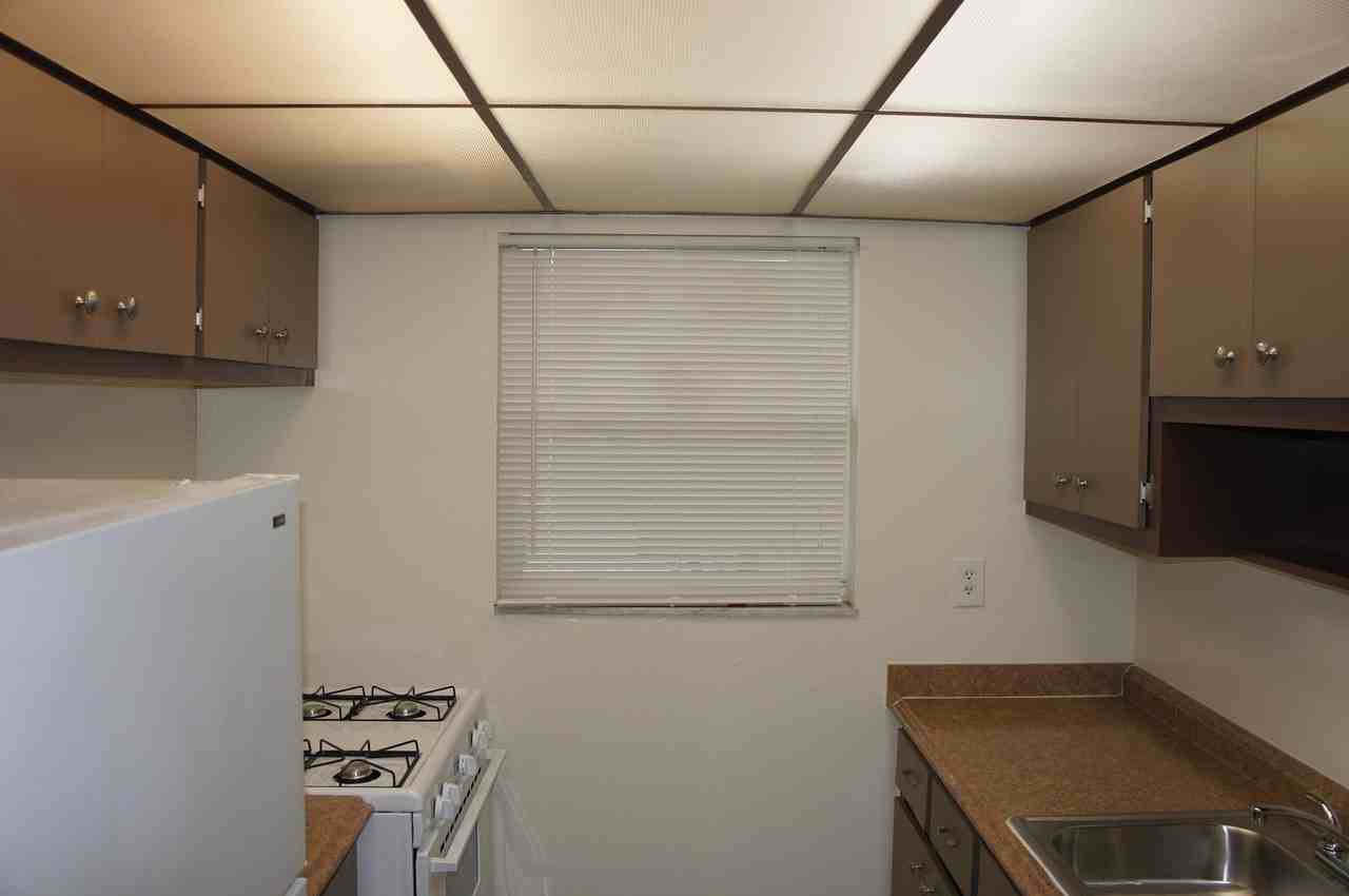 4760 Nw 24th Ct - Photo 4 of 6