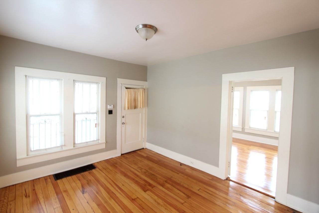 1509 4th Ave W - Photo 3 of 15