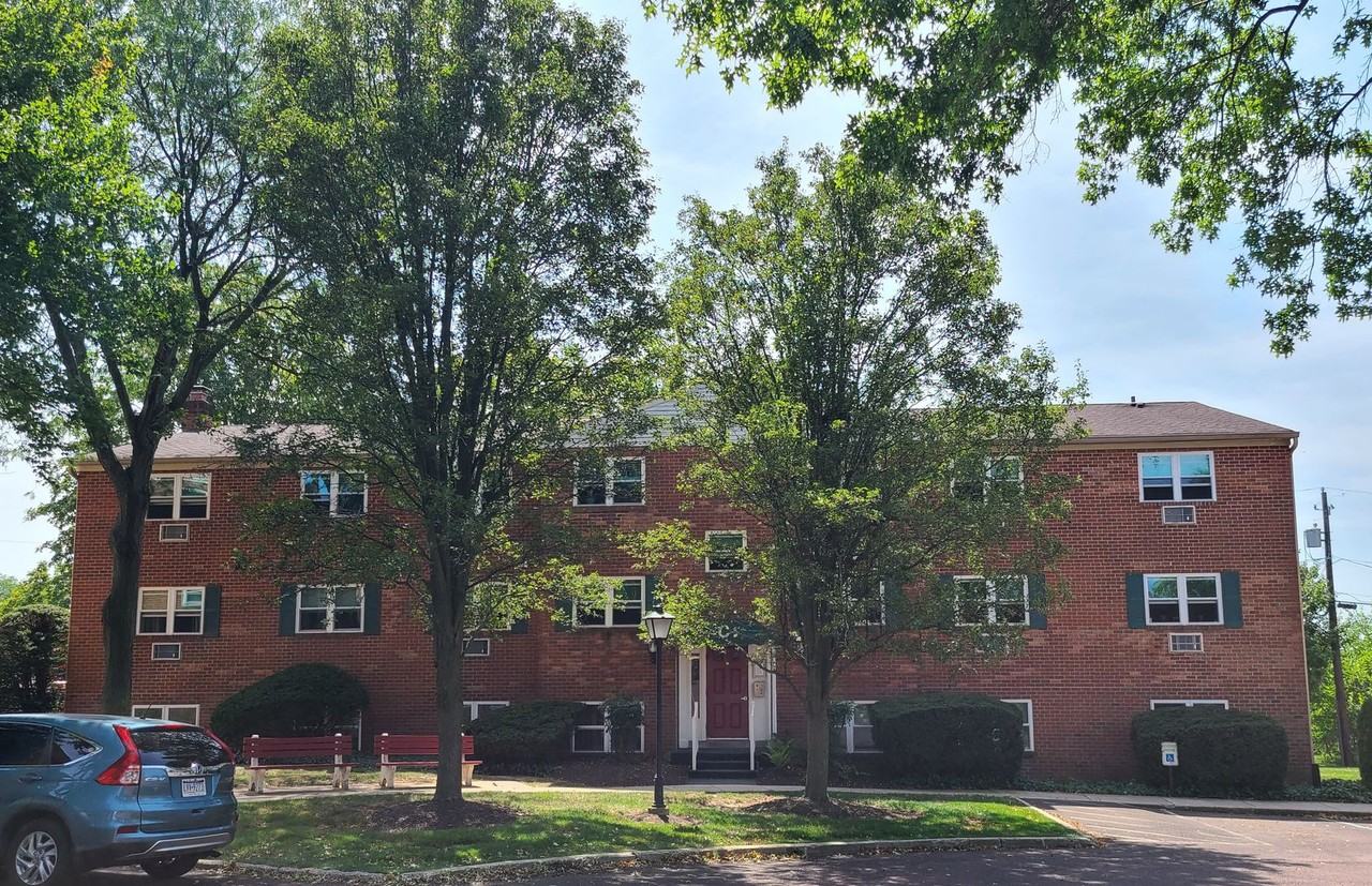 55+ Community - Photo 6 of 7