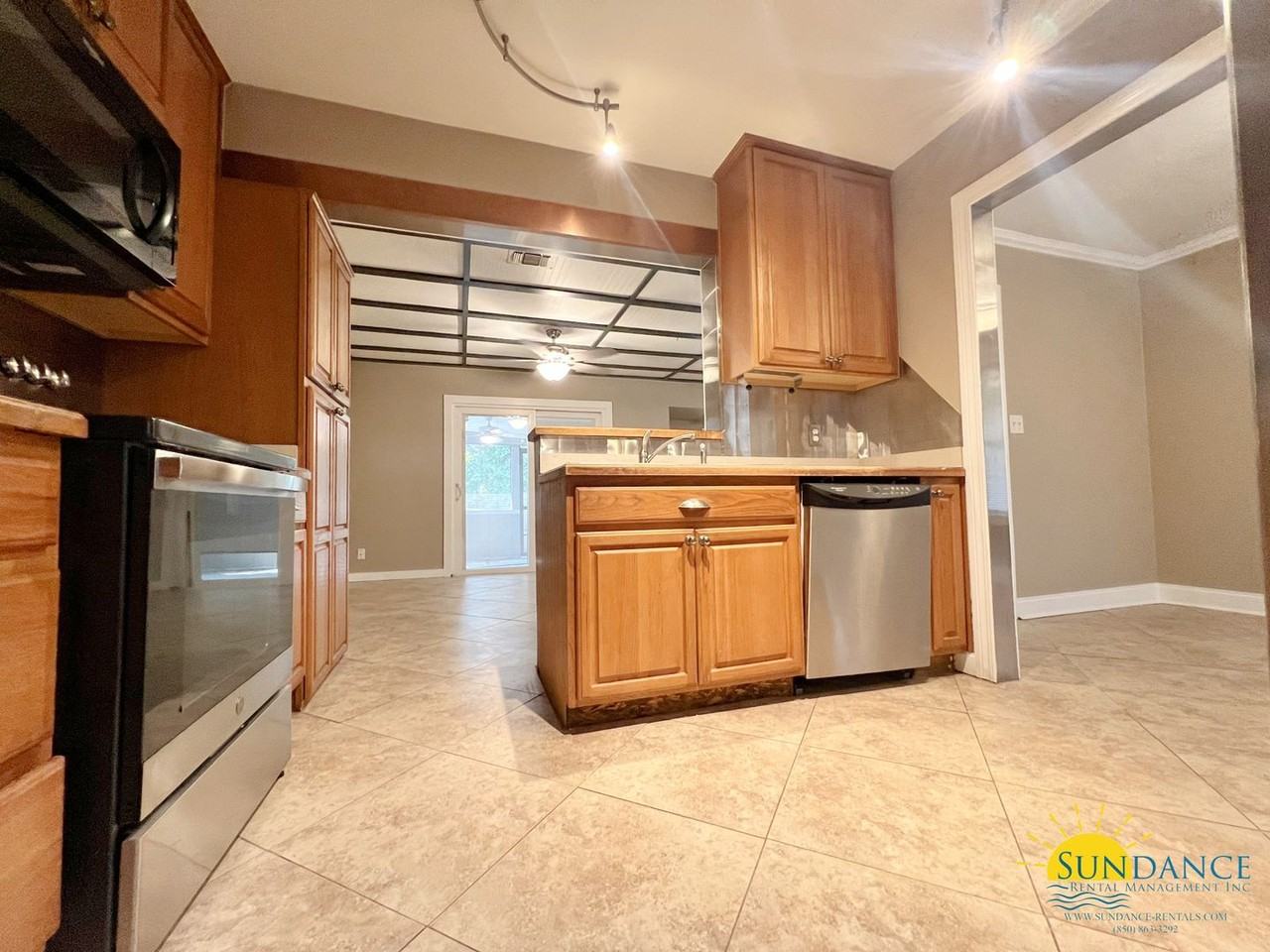 108 Memorial Pkwy Nw - Photo 7 of 22