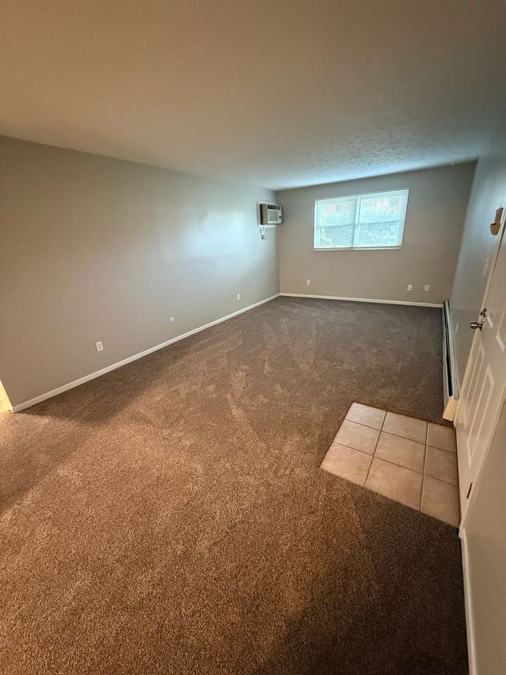 918 Pearson Cir #2 - Photo 3 of 13