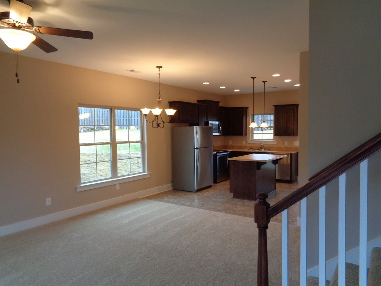 4395 Ridgemont Cir - Photo 2 of 17