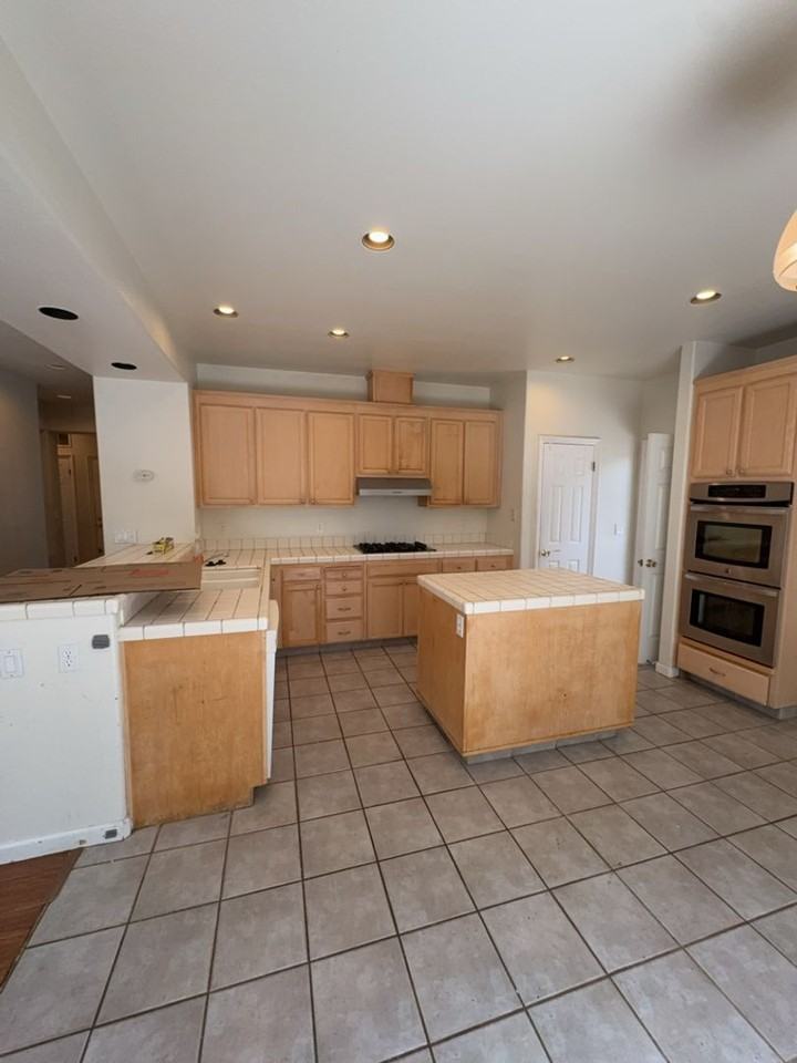 5152 Renaissance Ct - Photo 4 of 20