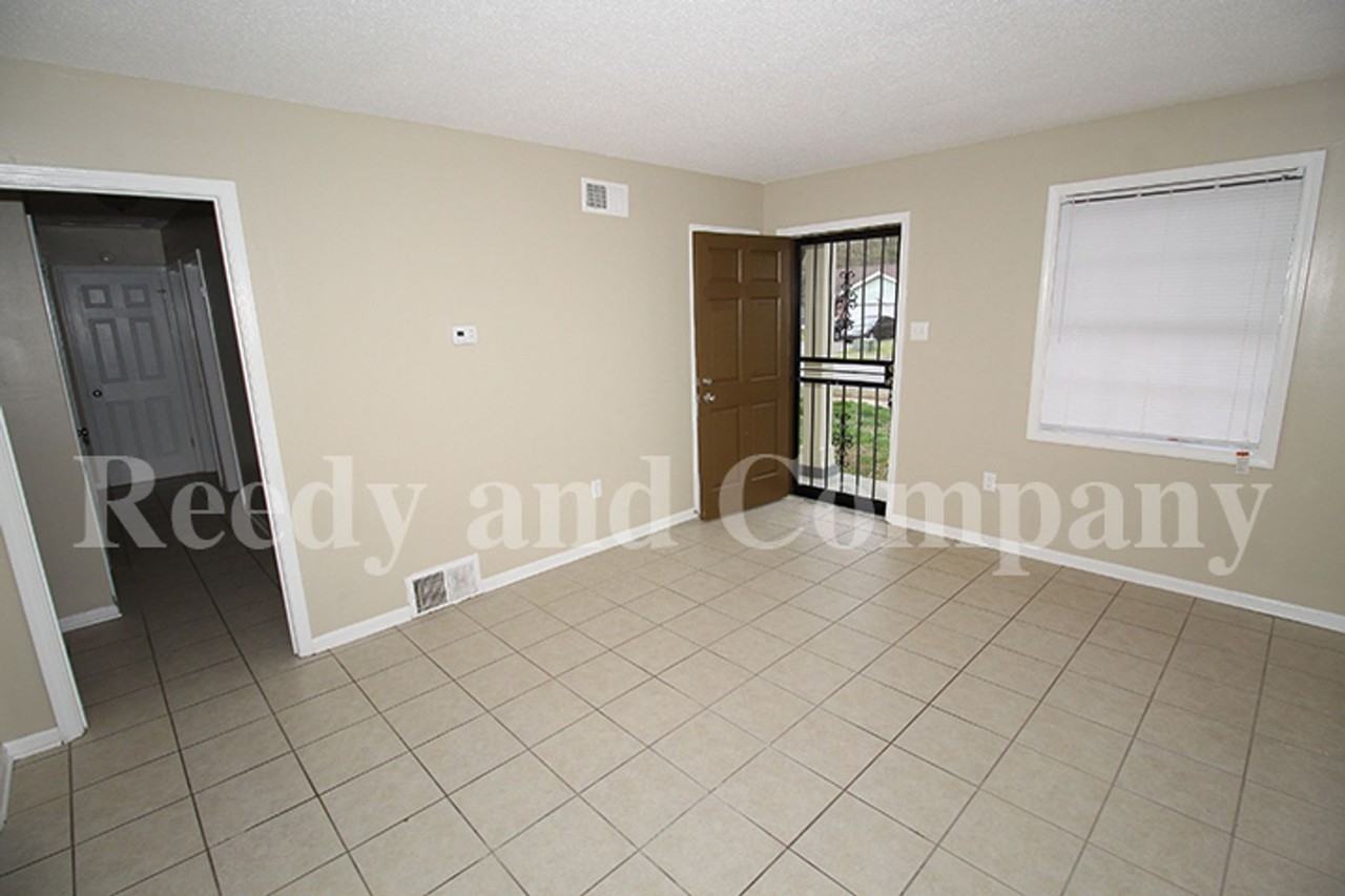 4041 Hitchcock St - Photo 6 of 21