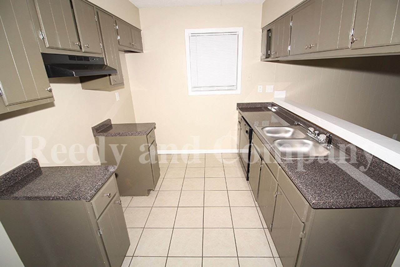 4041 Hitchcock St - Photo 7 of 21
