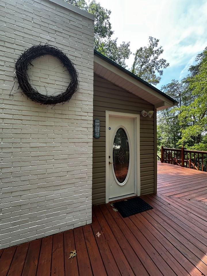 253 White Ln - Photo 4 of 22