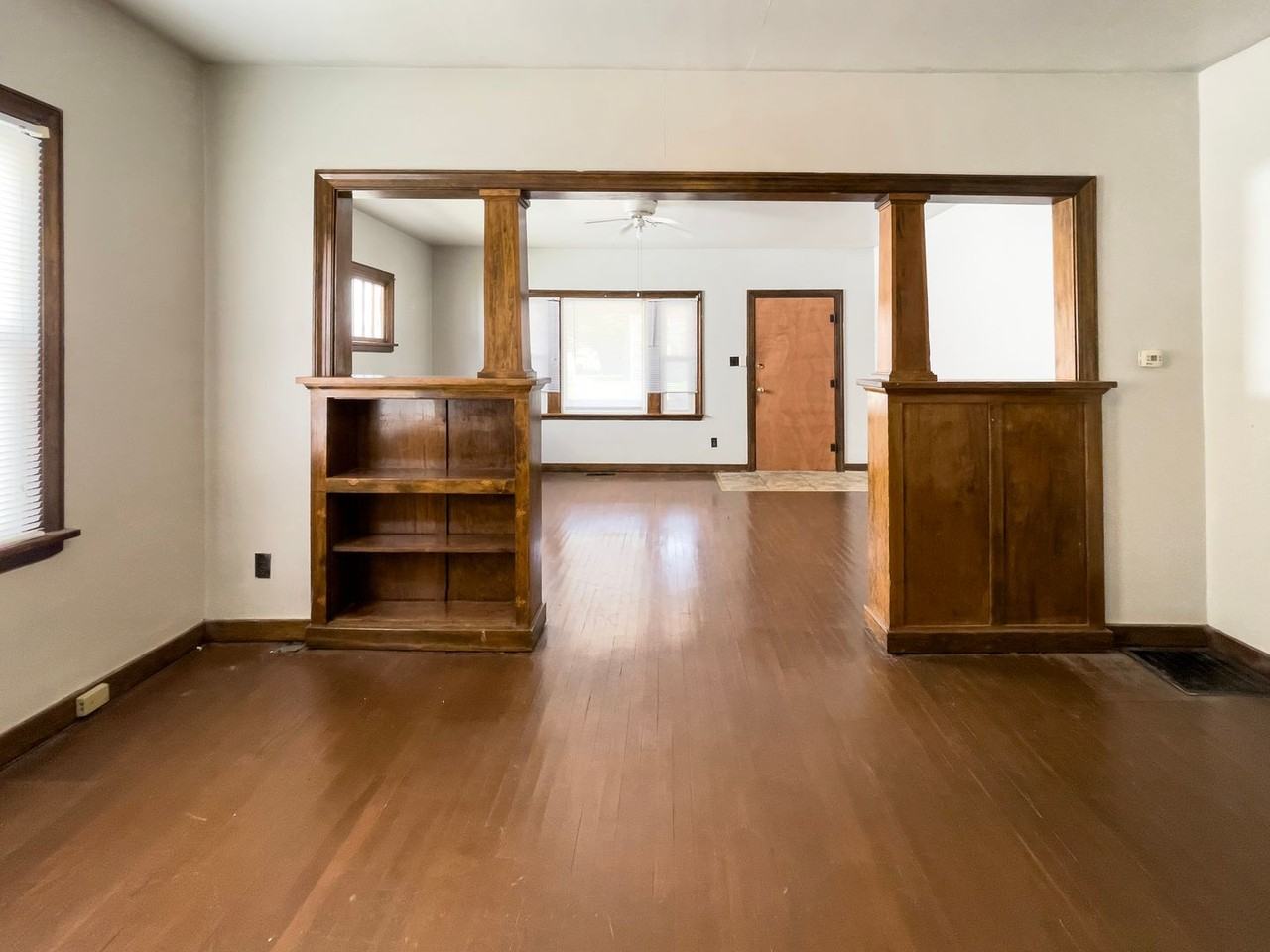 225 S College Ave - Photo 6 of 36