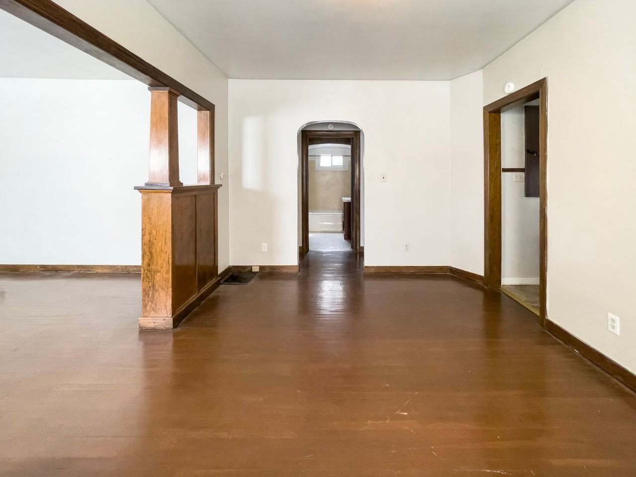 225 S College Ave - Photo 7 of 36