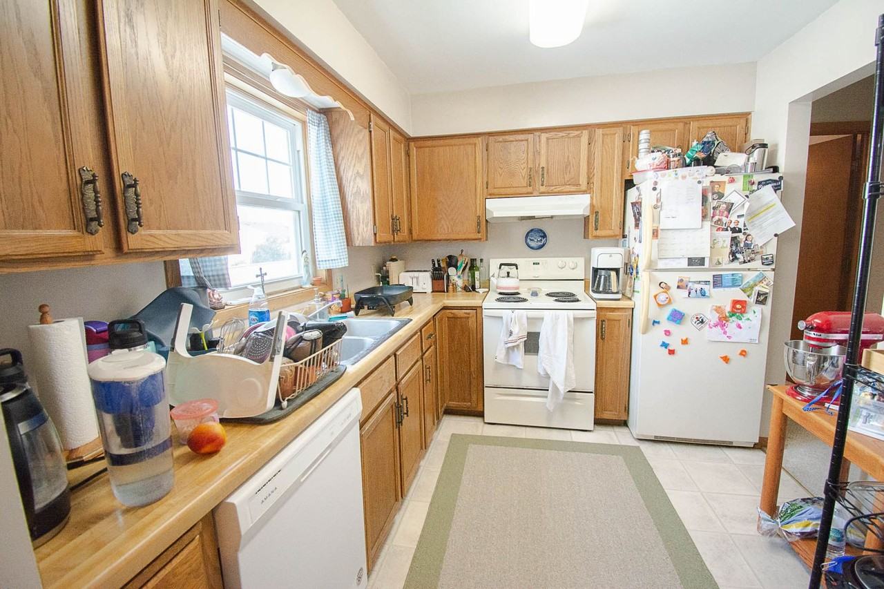 2321 30th Ave Nw - Photo 6 of 14