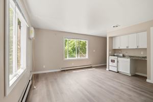 featured image of 720 E Saint Paul Ave