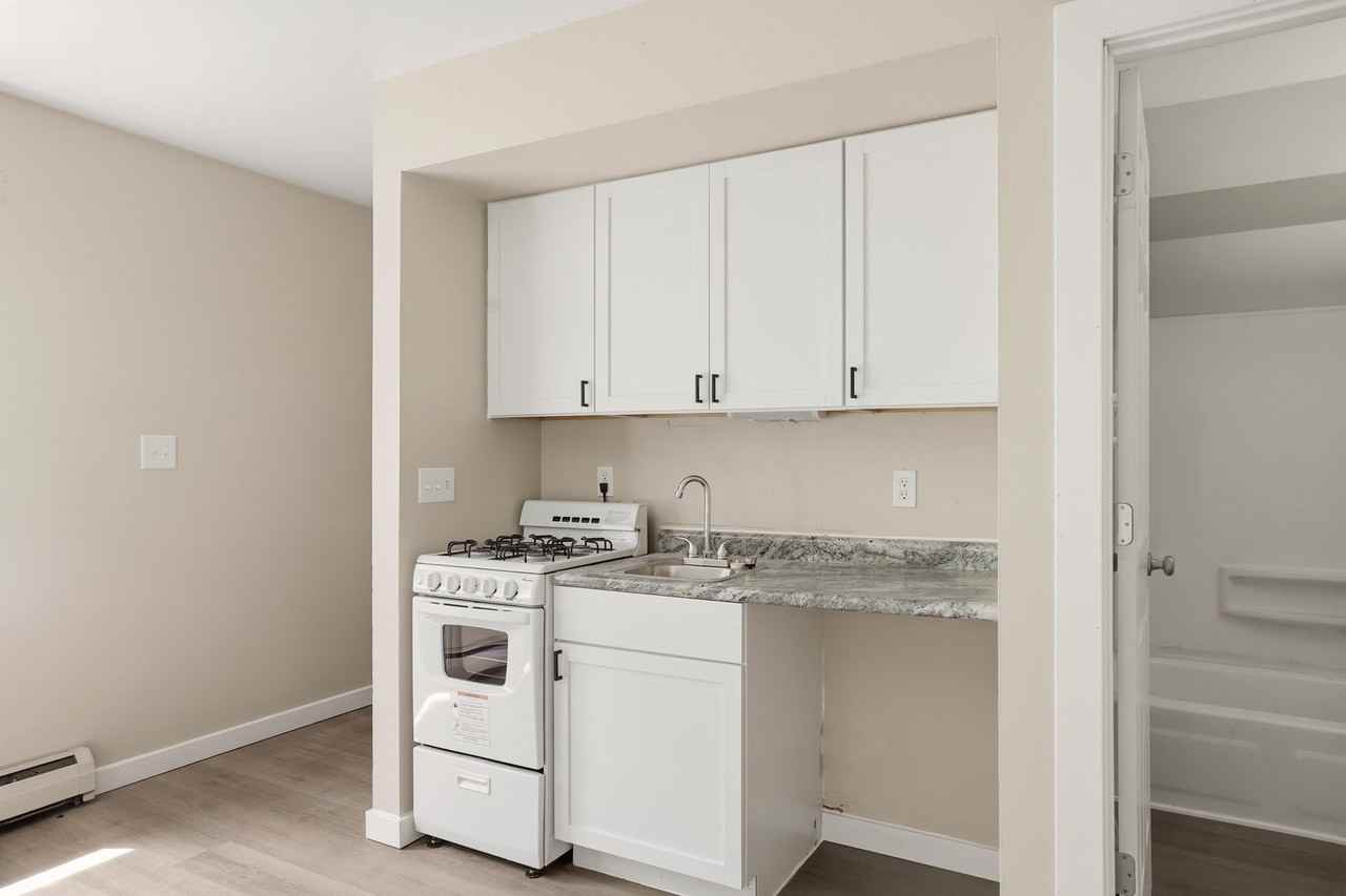 720 E Saint Paul Ave - Photo 5 of 6