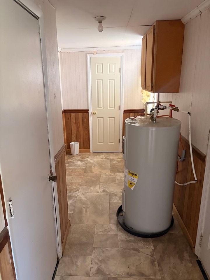 1073 Pasture Branch Rd - Photo 2 of 14