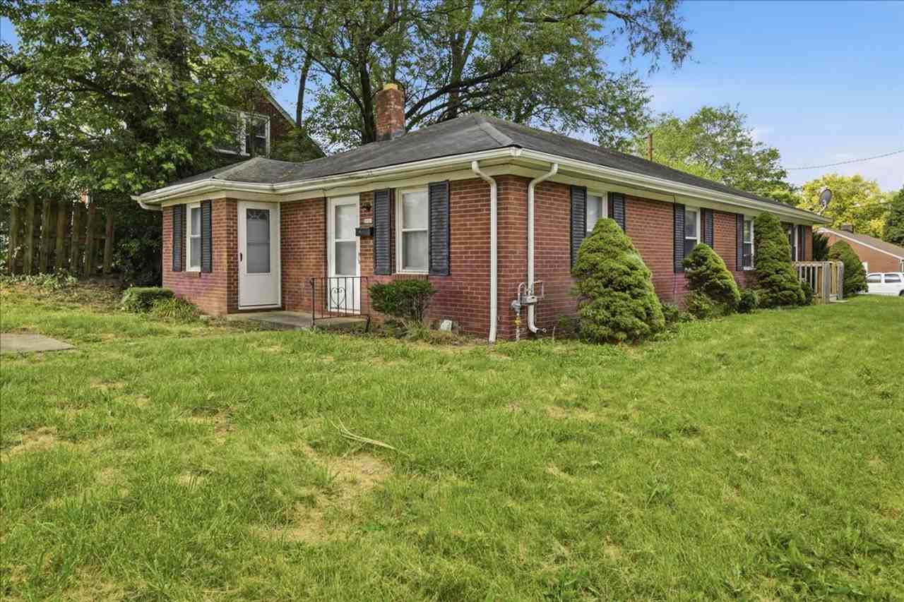 2901 Sheridan St - Photo 2 of 14