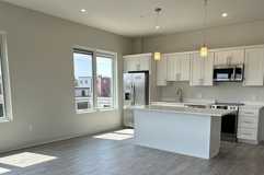 386 A - Photo 1 of 1