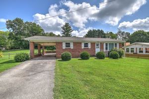featured image of 208 Hogan Ave